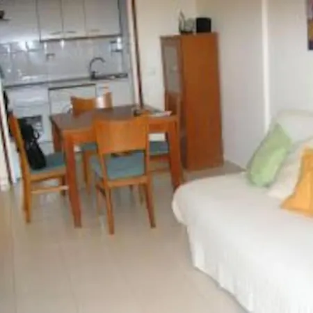 Proximo A La Playa *